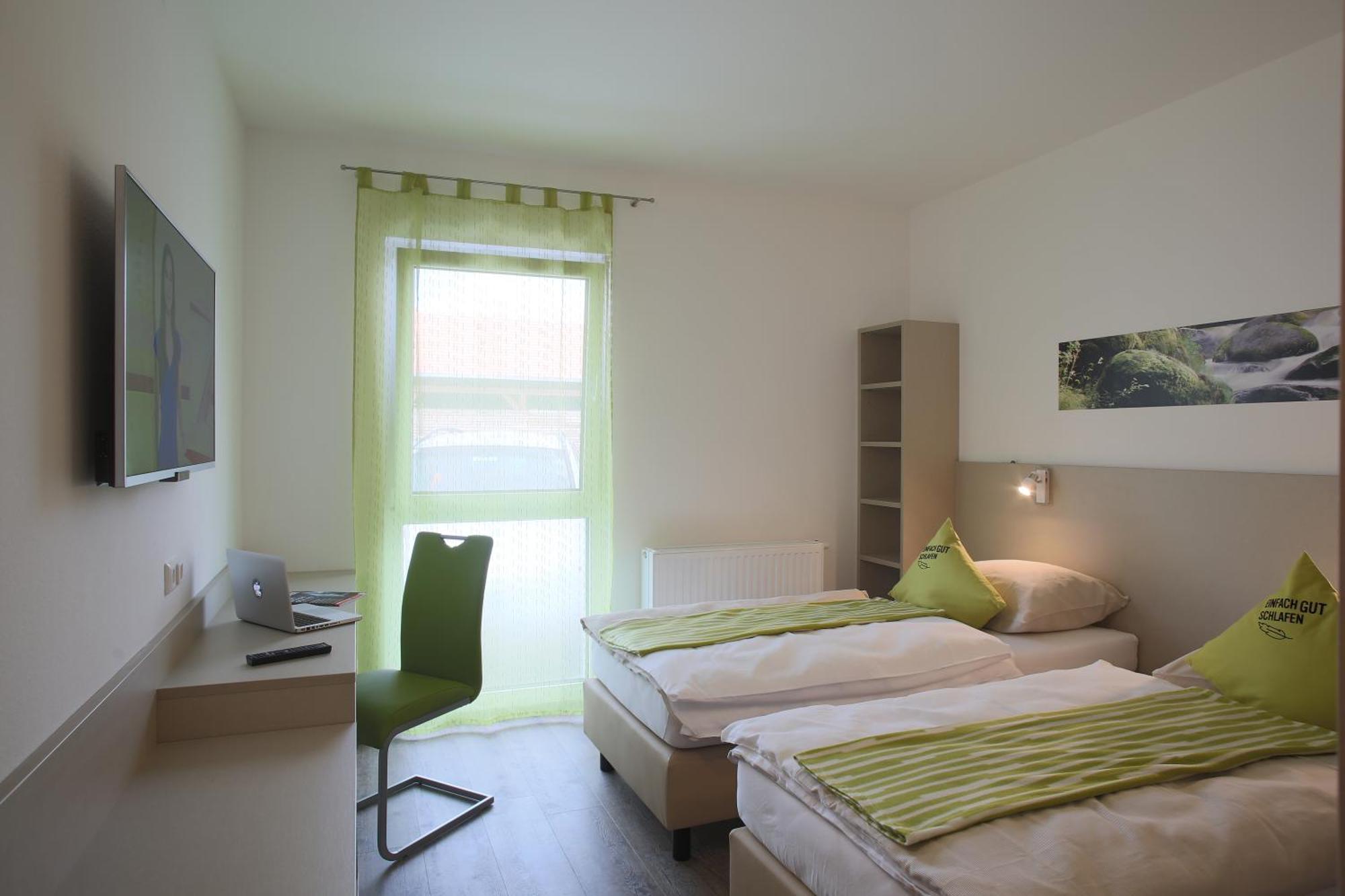 Smart Motel Гарс-ам-Камп Екстериор снимка