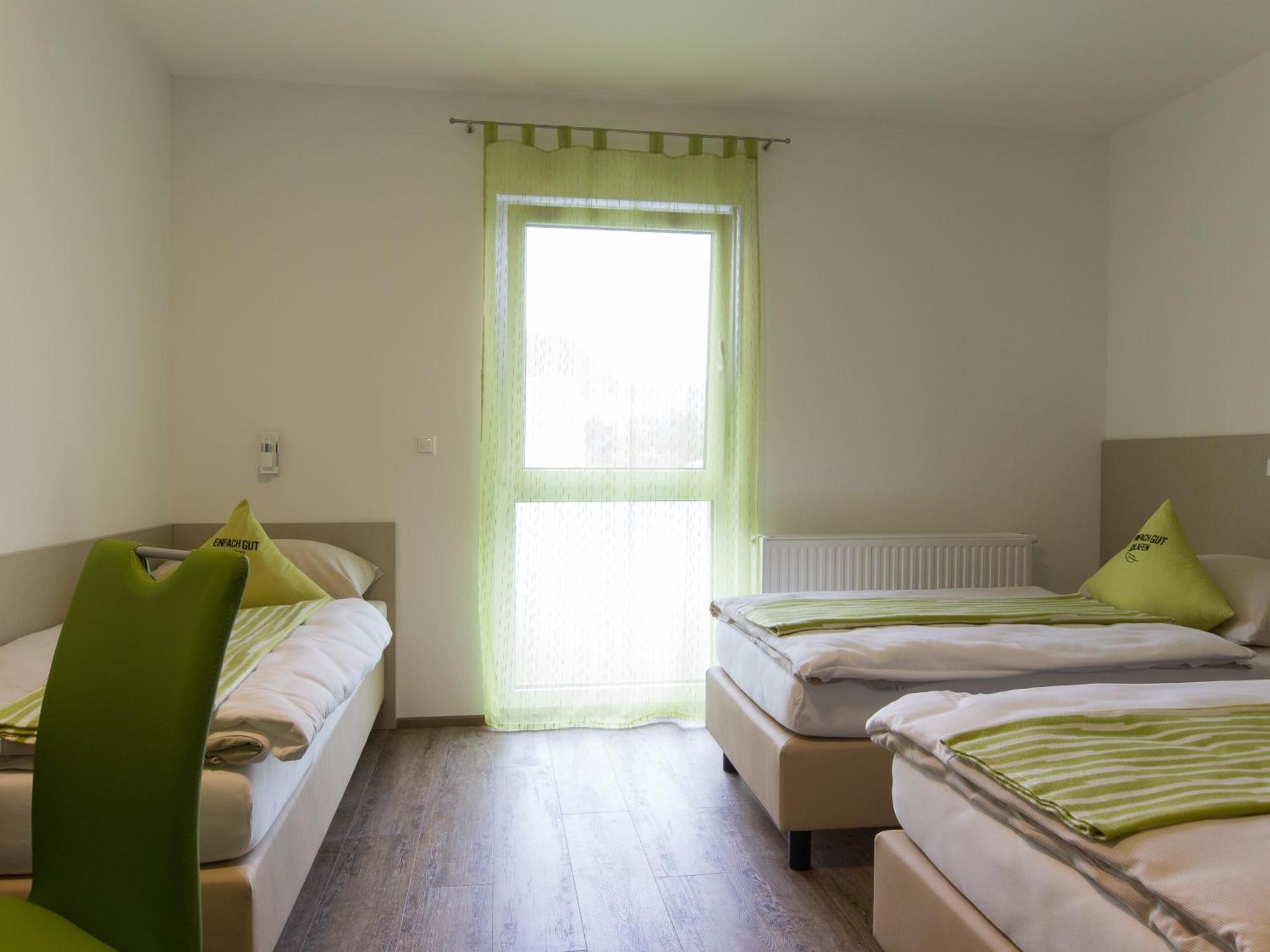 Smart Motel Гарс-ам-Камп Екстериор снимка