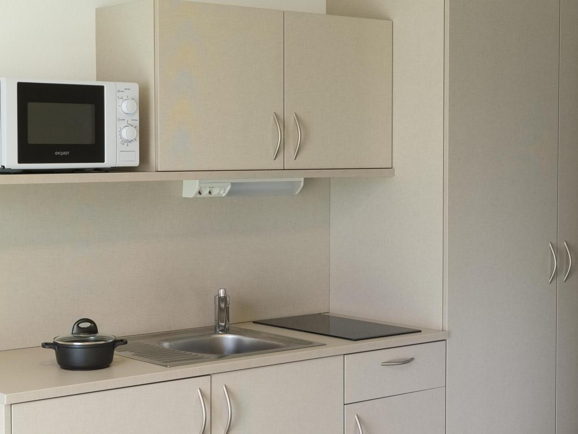 Smart Motel Гарс-ам-Камп Екстериор снимка