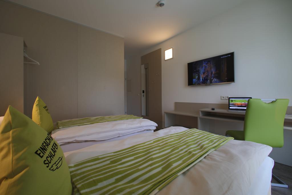 Smart Motel Гарс-ам-Камп Екстериор снимка